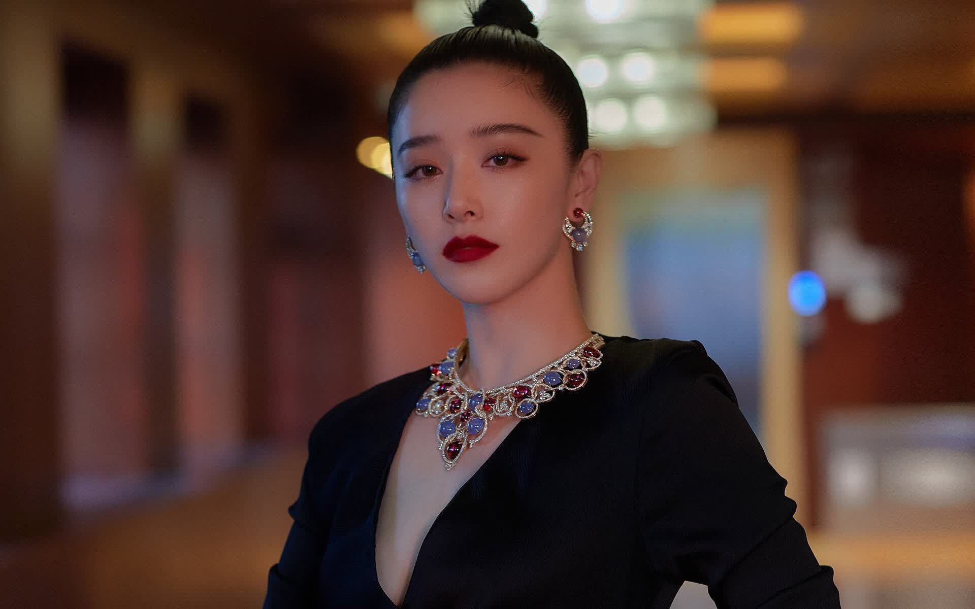 以下为您构思的标题和文章内容